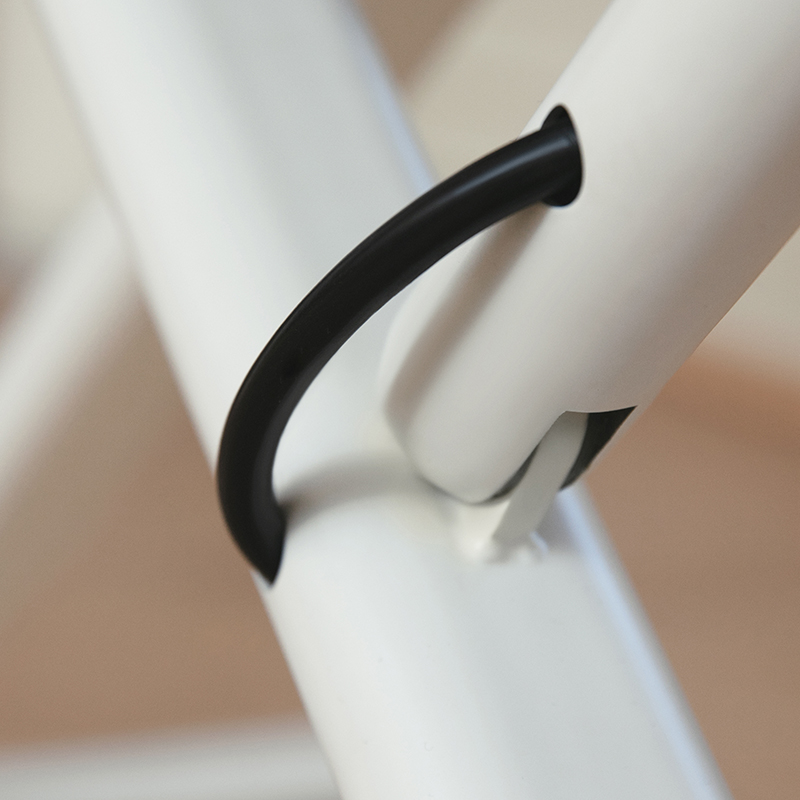Power-in-Leg Design